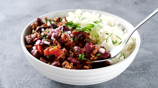 chili con carne and rice