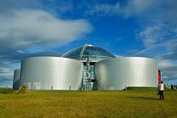 Iceland-view of the Perlan, the Water Tanks in Reykjavik - obrazy, fototapety, plakaty