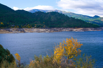 krajobraz góry jezioro woda natura niebo chmury