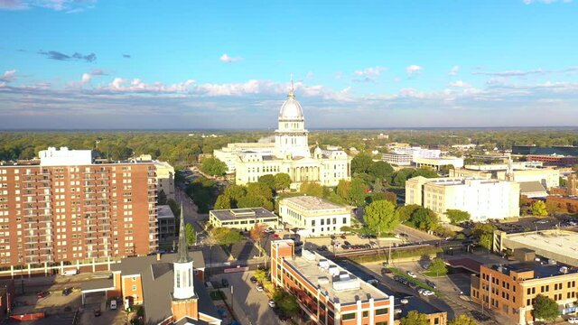 Aerial of the Illinois state capitol building in Springfield, Illinois.