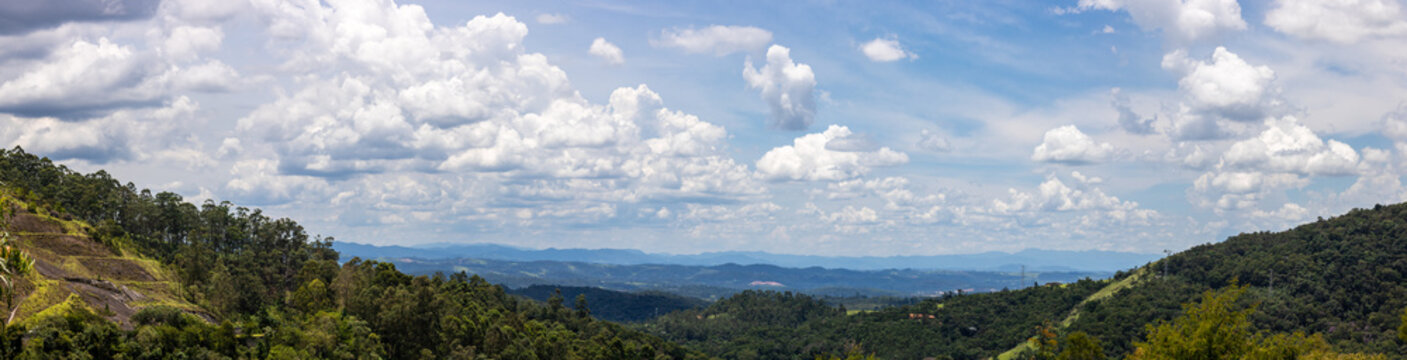 Paisagem em Mogi das Cruzes, vale do Para&iacute;ba