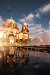 Berliner Dom mit Brunnen