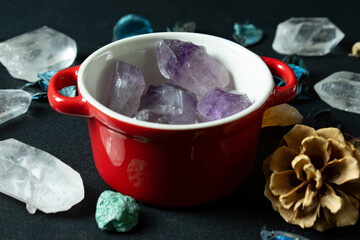 pot with amethysts
