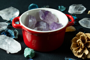 pot with amethysts
