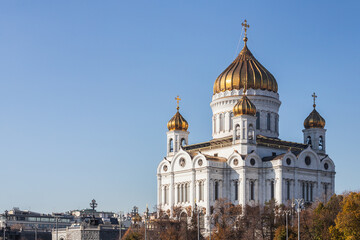 Fototapeta na wymiar Moscow, Russia - October 14, 2021: View of the Cathedral of Christ the Savior on Volkhonka street, Moscow