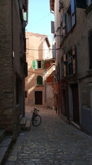 narrow italian street