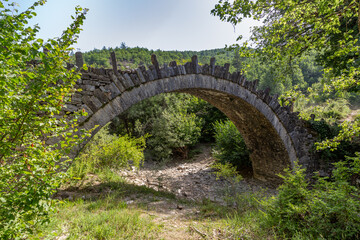Ponti in Pietra nel Parco Nazionale di Vikos-Aoos - obrazy, fototapety, plakaty