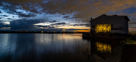 Fototapeta na wymiar Sunset around the Albufera of Valencia (Spain)