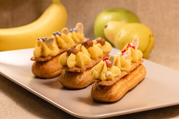 Eclairs