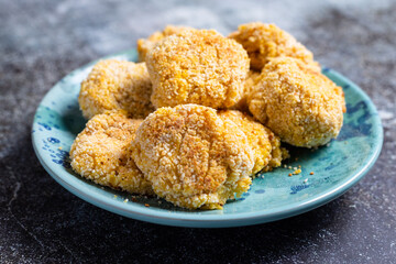 Vegan pumpkin and chickpea meatballs. Light and tasty, excellent for both lunch and dinner