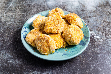 Vegan pumpkin and chickpea meatballs. Light and tasty, excellent for both lunch and dinner