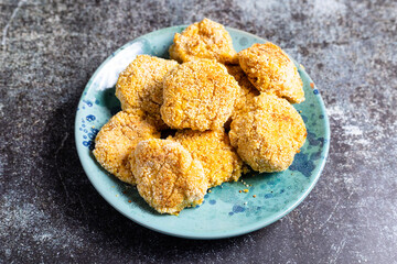 Vegan pumpkin and chickpea meatballs. Light and tasty, excellent for both lunch and dinner