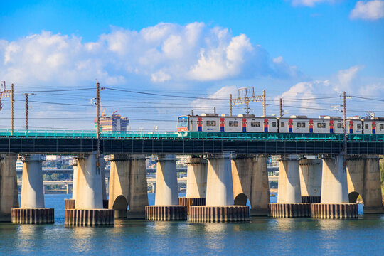 Seoul Korail Subway Service. Seoul Han River Railway Bridge And Seoul Subway. Subway Line 1.