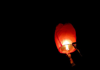 Obraz premium The Chinese lantern flies up in the sky