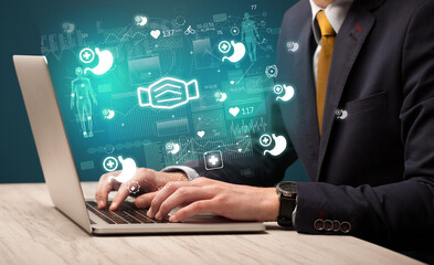 hand browsing on the internet for medical issues