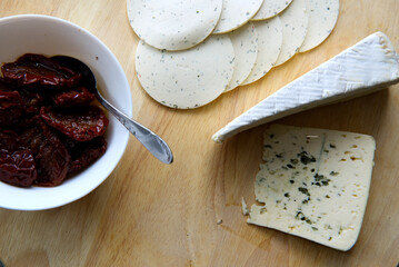 cheese voard with sun-dried tomatoes