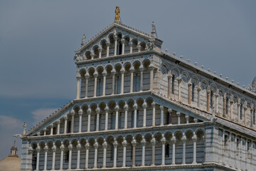 Fototapeta na wymiar Cathedral and the Leaning Tower in Piazza dei Miracoli, Pisa, Italy.