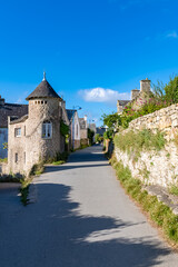 Fototapeta na wymiar Brittany, Ile aux Moines island in the Morbihan gulf, small street and beautiful houses in the village 