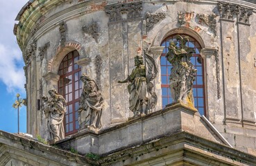 Obraz premium Church of the Exaltation of the Holy Cross in Pidhirtsi, Ukraine