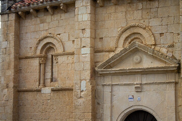 Windows to the Spanish Romanesque