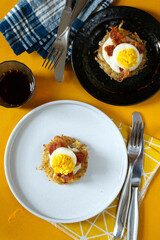Rosti, bacon and hard boiled egg for breakfast