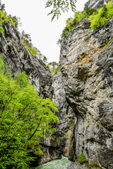 Meiringen, Aareschlucht, Schlucht, Aare, Felsen, Kalkstein, Haslital, Fluss, Wanderweg, Alpen, Berner Oberland, Fr&uuml;hling, Sommer, Schweiz
