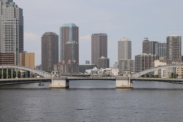 築地大橋から見た隅田川と勝どき橋（東京都中央区）