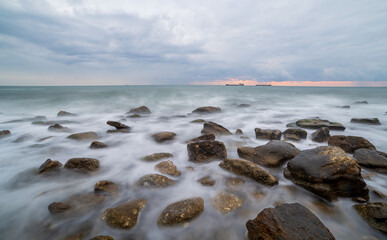 Obraz premium beach and rocks
