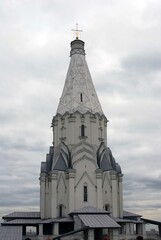 Fototapeta na wymiar Church of the Ascension in Kolomenskoye