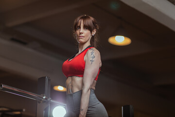 young woman starting a crossfit class