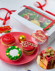 Christmas cupcakes