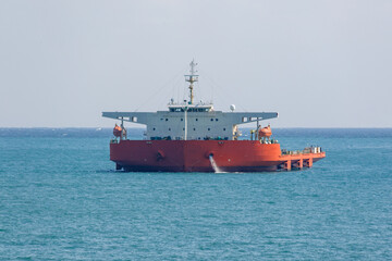 The sea-craft costs on an anchor.