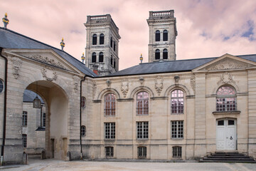 Fototapeta na wymiar Cathedral and World Peace Centre in the city of Verdun, France