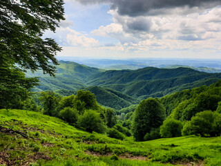 Fototapeta premium landscape with sky, Buila Vanturarita Mountains, Romania 