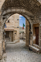 Fototapeta na wymiar village of Santo Stefano di Sessanio