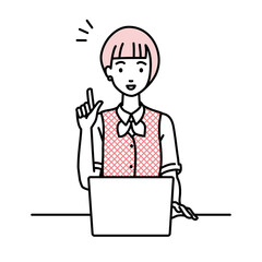 デスクで座ってPCを開いて何かひらめいた事務員制服の女性