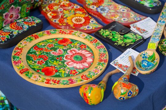 Ukrainian painted wood crafts