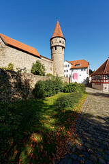 Fototapeta na wymiar Die Kirchenburg in Ostheim vor der Rhön, Landkreis Rhön-Grabfeld, Biosphärenreservat Rhön, Unterfranken, Franken, Bayern, Deutschland.