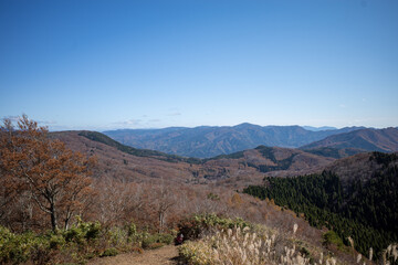 Fototapeta na wymiar とても美しい日本の秋の山の風景
