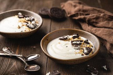 pudding with Oreo biscuits, yoghurt, breakfast