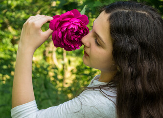 Fototapeta premium girl and peony