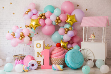 Decor for birthday with candy and macaroon