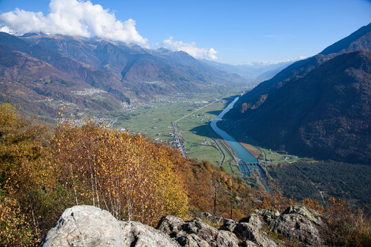 Panoramic view of the medium Valtellina valley