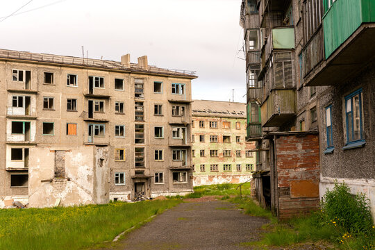 The abandoned ghost town of Zapolyarny, Vorkuta. Empty houses.