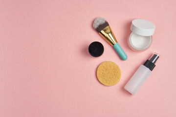 Obraz na płótnie Canvas hygiene items cosmetics health procedures isolated background