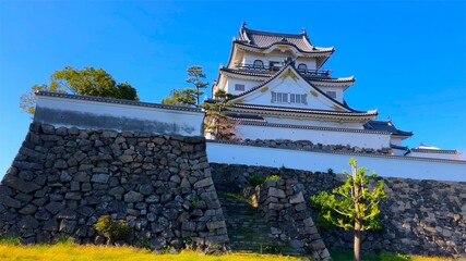 秋の南大阪「岸和田城」の天守閣