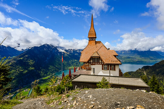 Interlaken, Harder Kulm, Thunersee, Beatenberg, Niesen, Berner Oberland, Aussichtspunkt, Seeufer, Wanderweg, Alpen, Sommer, Schifffahrt, Wassersport, Schweiz