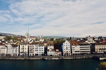 Fototapeta na wymiar view of the old town in Luzern 