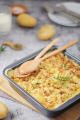 French national potato dish gratin