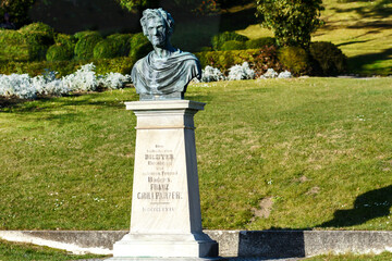 Monument Franz Grillparzer Baden Kurpark